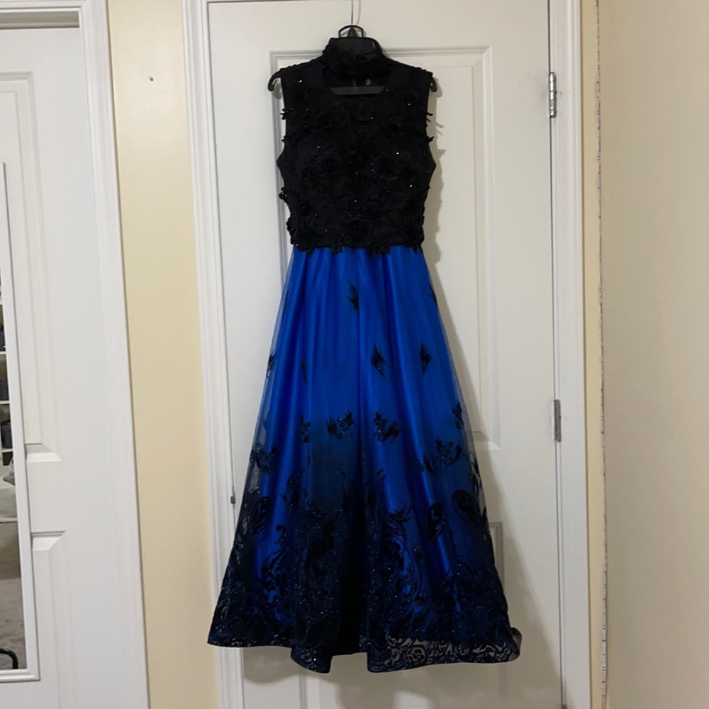Cobalt blue and black prom dress. Size 6.